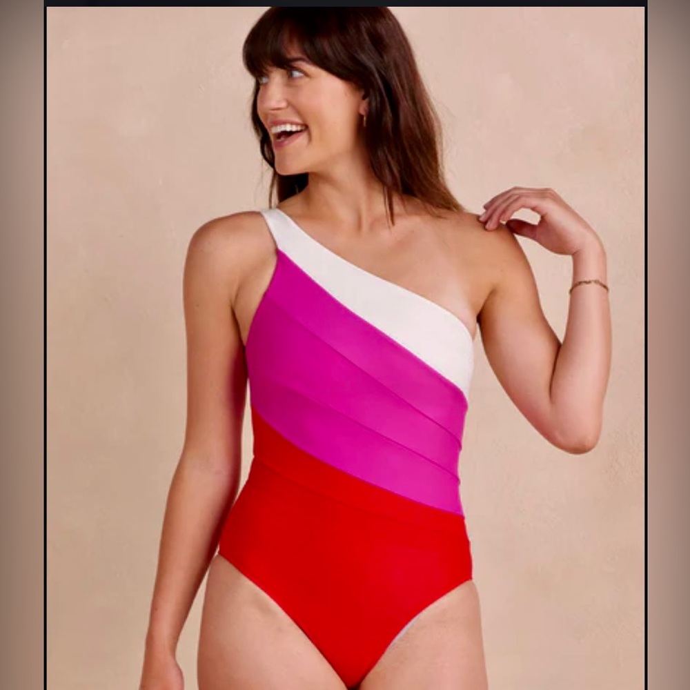 Summersalt sidestroke hibiscus , lava and white one piece swimsuit.